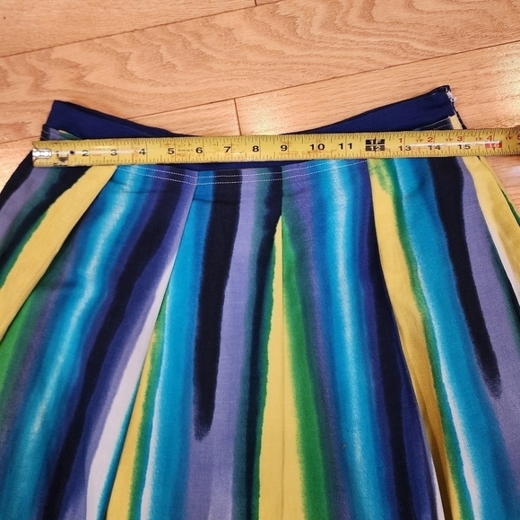 Calvin Klein Multicolored A-Line Lined Striped Knee Length Skirt Women's Size 6 - Picture 4 of 9